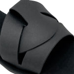 Sandalias flats Nina para mujer color negro