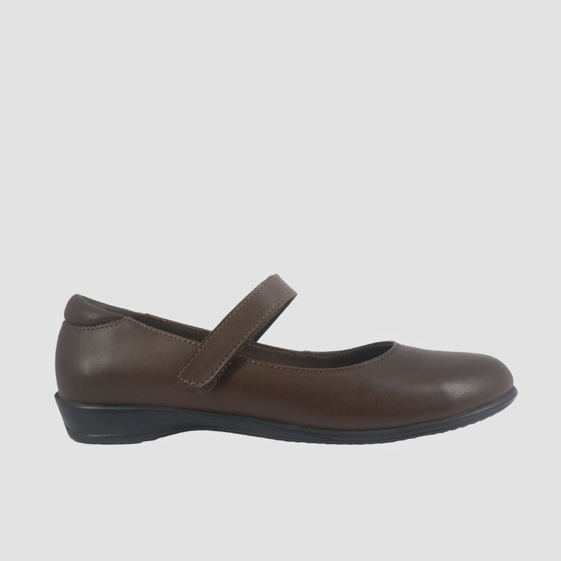 Zapatos escolares Anavelm cafe para Niñas