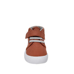 Sneakers Rony para infante color café
